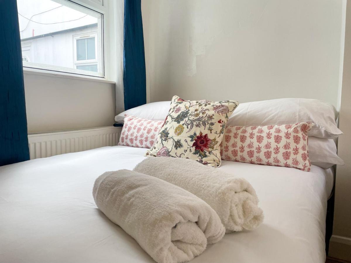 134 Kilburn Road Apartment London Eksteriør bilde
